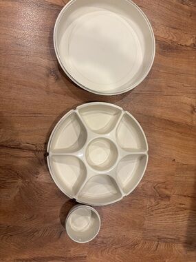 Tupperware Cream Divided Serving Tray and Lid